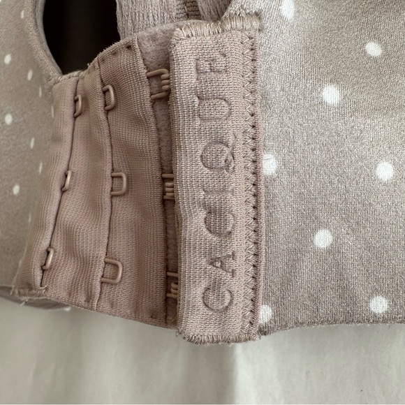 Cacique Bra 38DD Lightly Lined Balconette Beige Tan Lace Polka Dot Comfortable - Picture 5 of 10